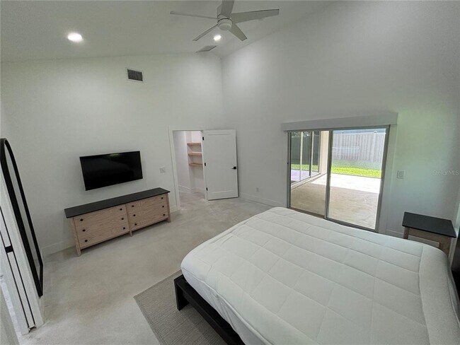 Building Photo - 268 Lemonlily Ct