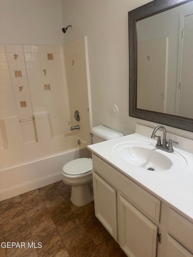 Building Photo - 3033 Tierra Humeda Dr