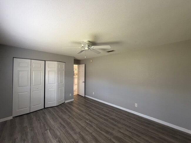 Building Photo - Morriston - 19 ACRE HIDDEN GEM!! **Won't Last**