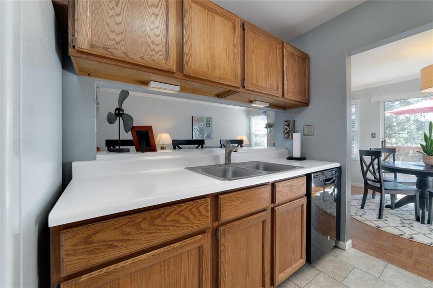 Building Photo - 1730 Blue Oak Dr