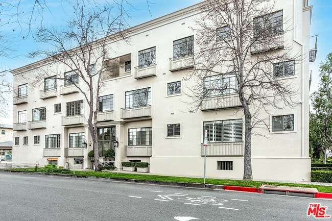 Building Photo - 9601 Charleville Blvd