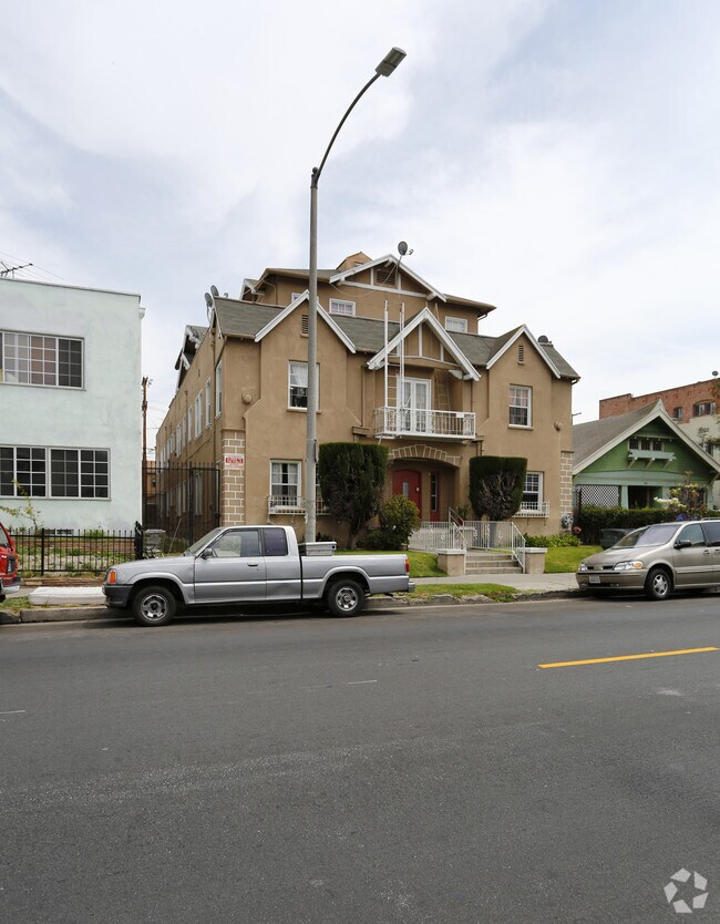 Building Photo - 836 S. Harvard LLC