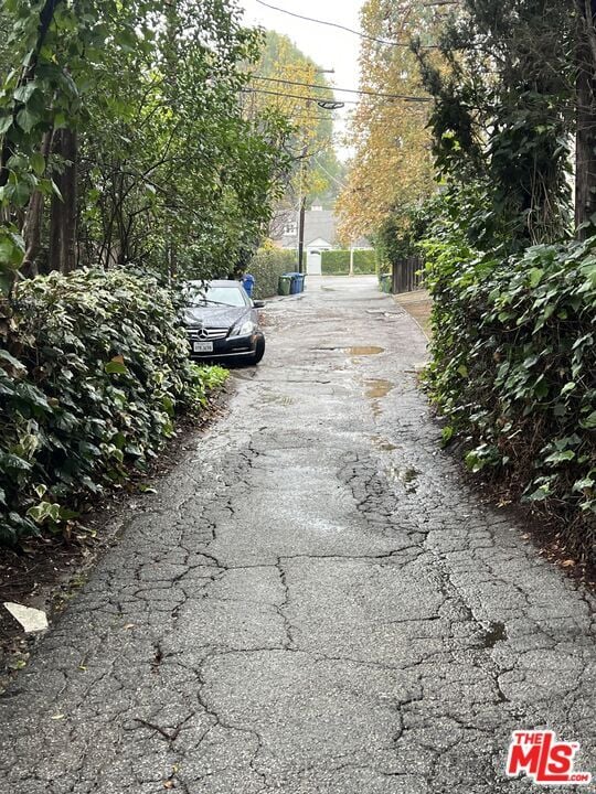 Building Photo - 15237 Del Gado Dr