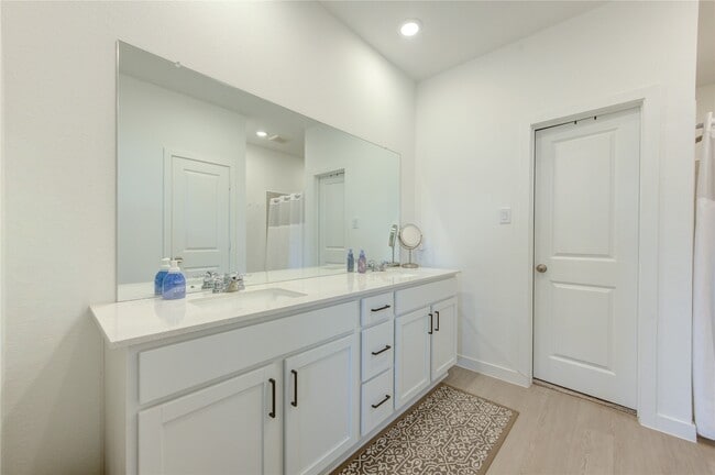 Building Photo - 21614 Springhill Grv Ln