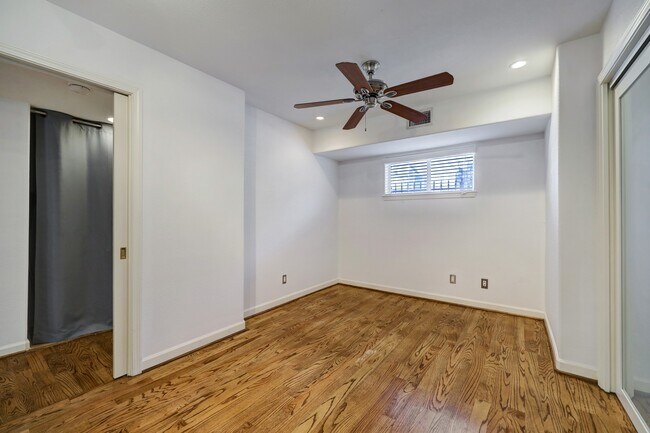 Building Photo - 1449 Heights Blvd