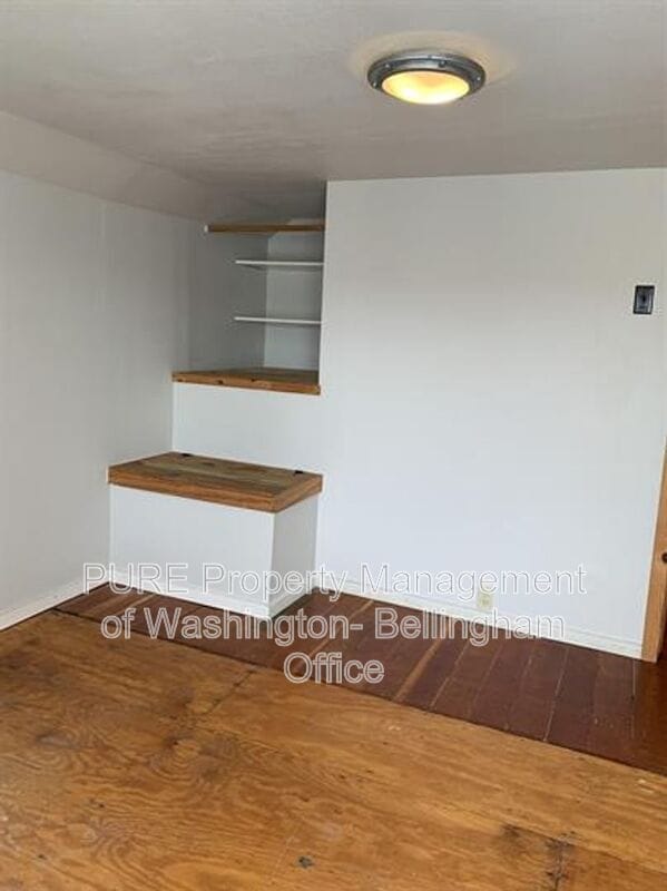 Building Photo - 520 S 3rd St