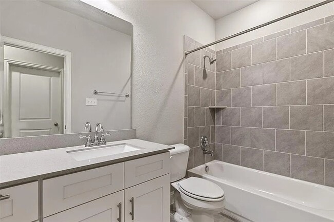 Building Photo - 1495 Perrin Ln