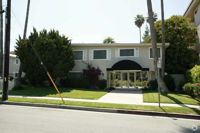 Building Photo - 5239-5305 Lindley Ave