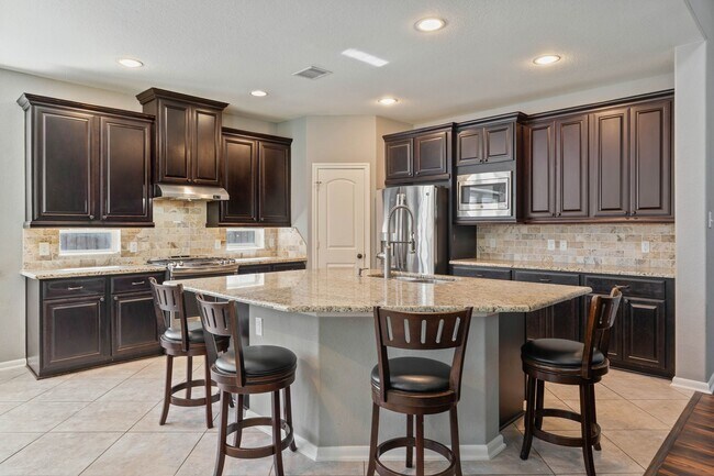 Building Photo - 3544 Woods Estates Dr
