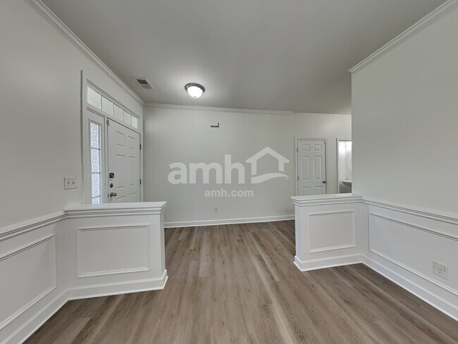 Building Photo - 3013 Corrona Ln