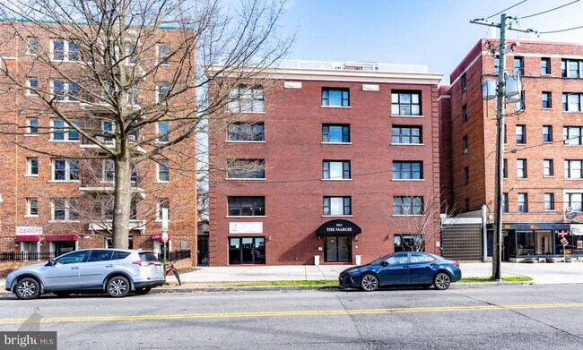 Building Photo - 5511 Colorado Ave NW