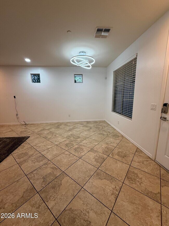 Building Photo - 9242 W Meadow Dr