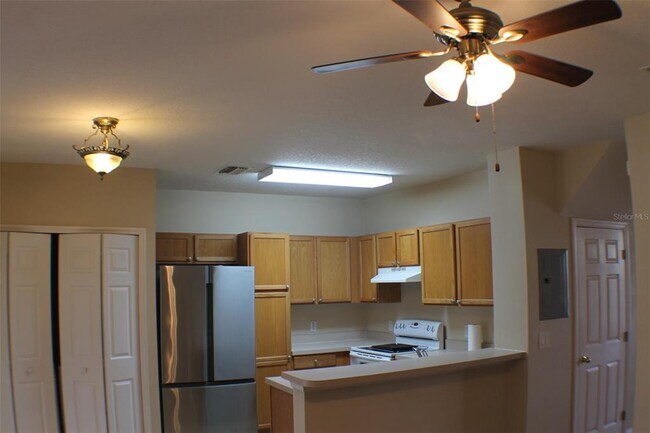 Building Photo - 3336 Santa Rita Ln