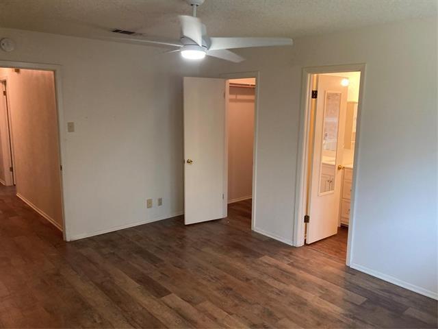 Building Photo - 925 Boone Dr