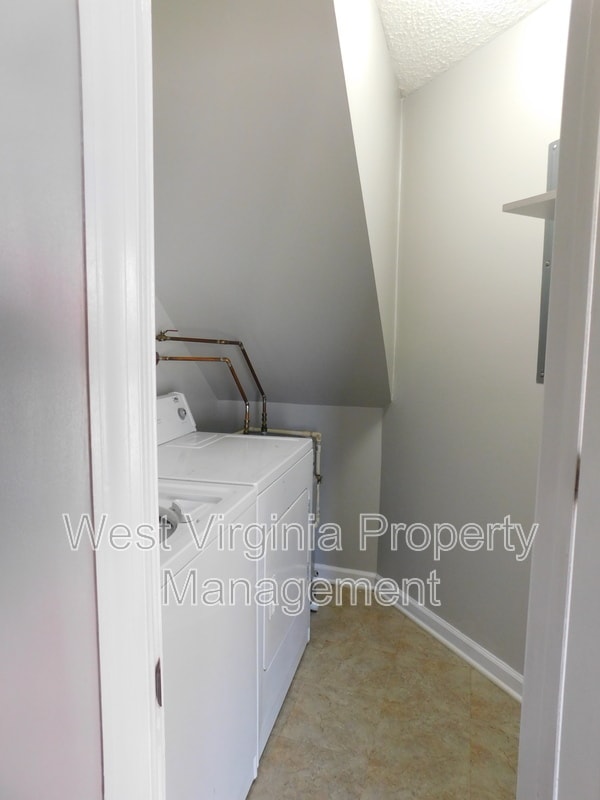 Building Photo - 3648 Davis Stuart Rd