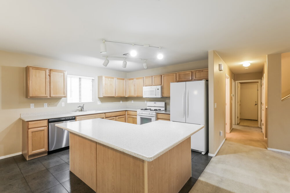 Building Photo - 12890 N Pocatella Dr