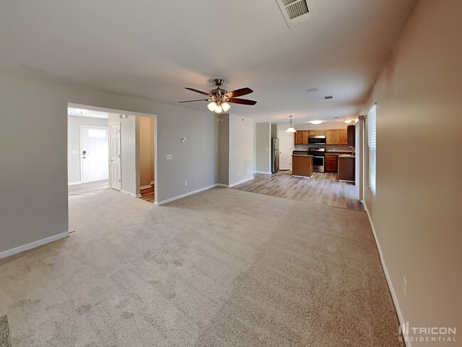 Building Photo - 4065 Alicia Ln