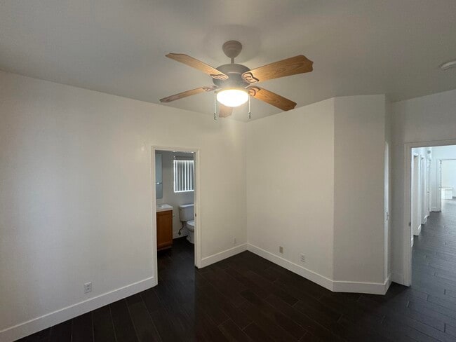 Building Photo - 74081 W Petunia Pl