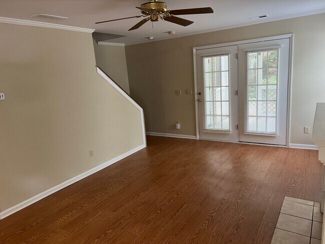 Building Photo - 6611-7227 Bevington Duplex
