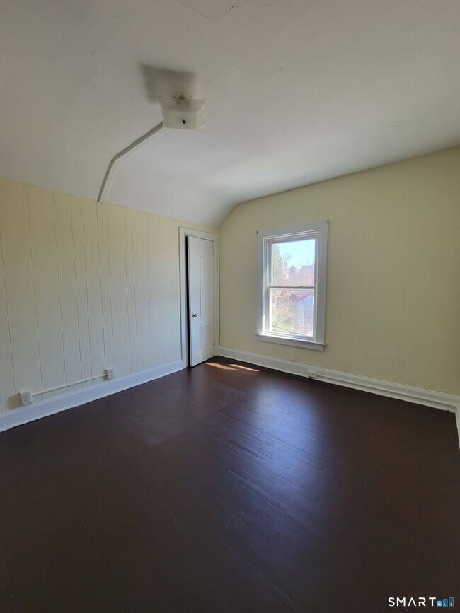 Building Photo - 120 North St