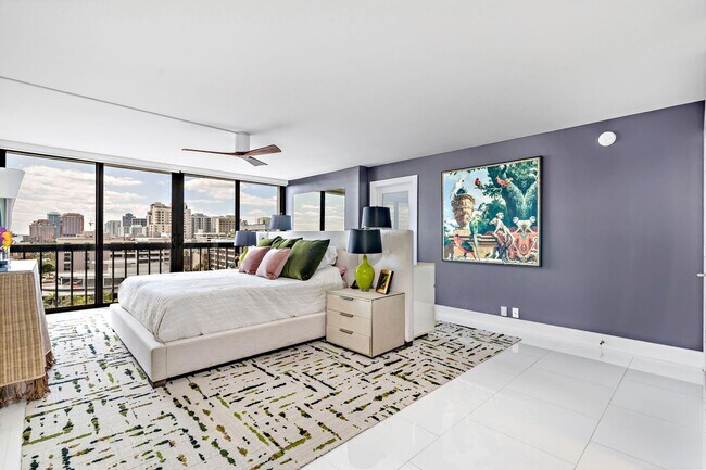 Building Photo - 400 N Flagler Dr