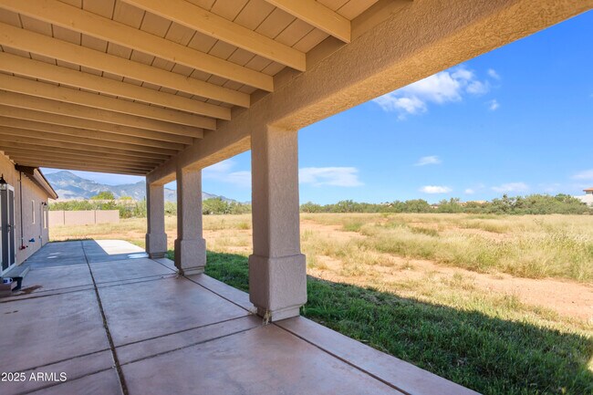Building Photo - 8373 E Sunwing Ridge Dr