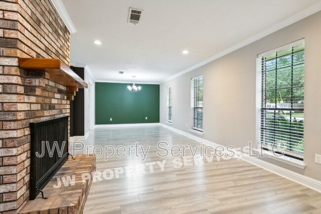 Building Photo - 1476 St Christopher Dr