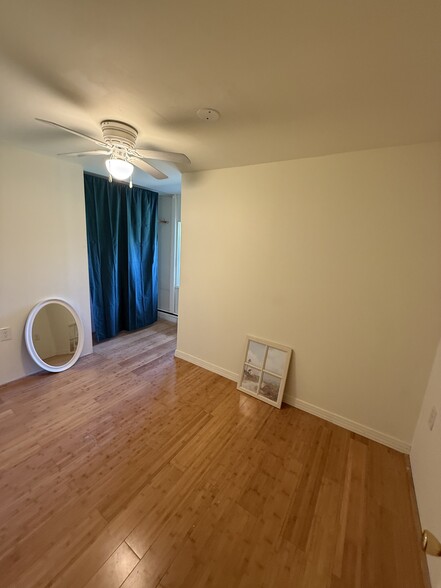 Building Photo - 414 Railroad Ave