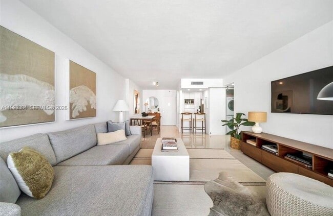 Building Photo - 1000 West Ave