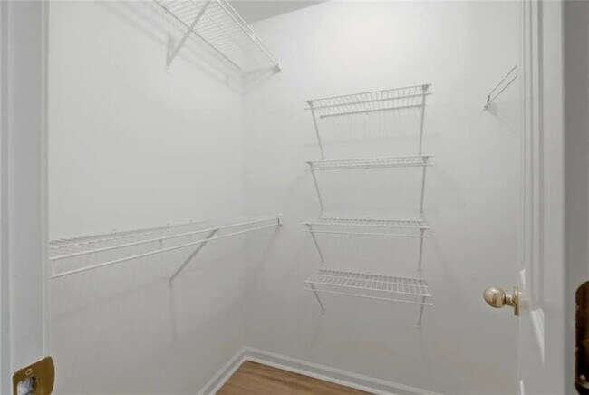 Building Photo - 2116 Baltic Ln