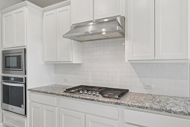 Building Photo - 1709 Everitt Trail