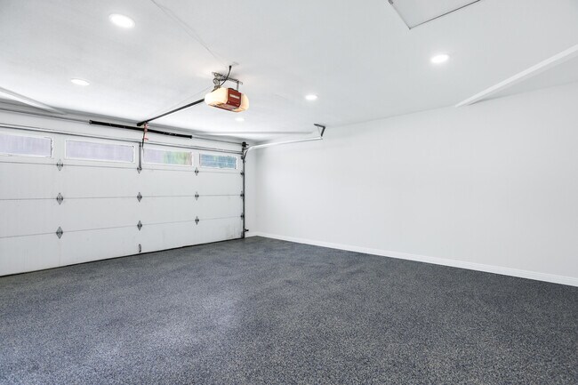 Building Photo - 53110 Avenida Ramirez