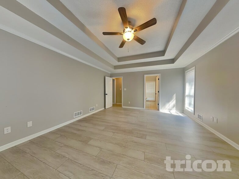 Building Photo - 222 Sawgrass Way