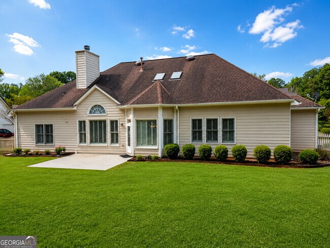 Building Photo - 225 Lockmeade Way