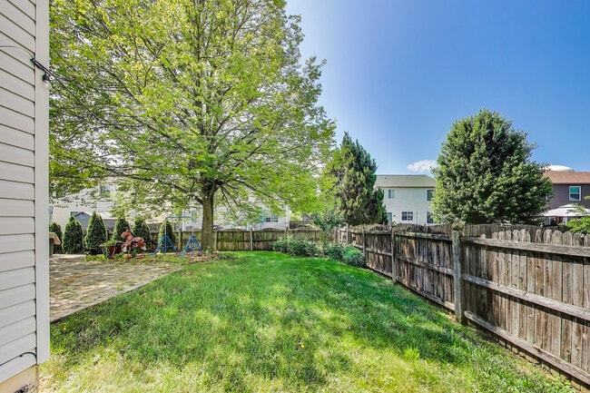 Building Photo - 3423 Wilkes Dr