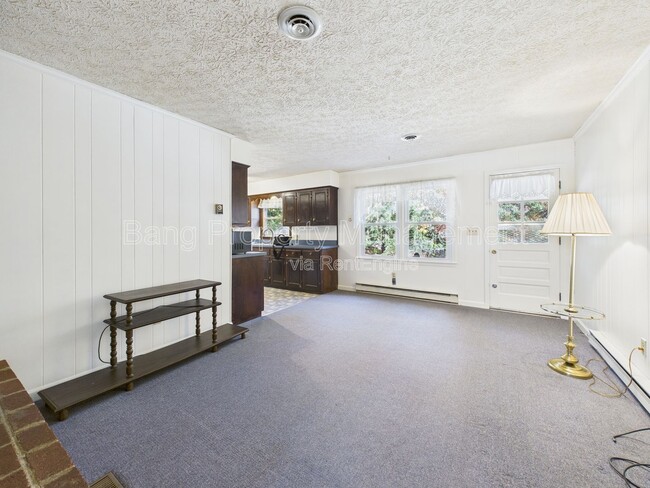 Building Photo - 1233 Pinehurst Rd