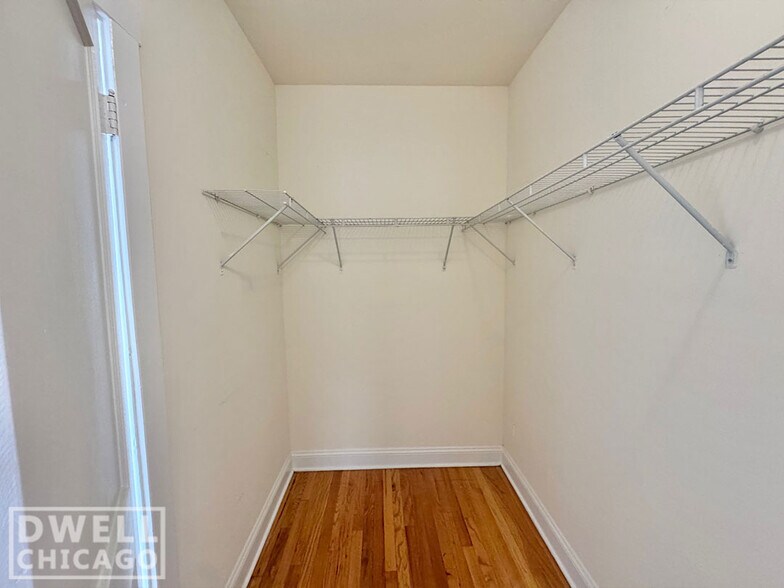 Building Photo - 2607 N Spaulding Ave