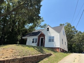 Building Photo - 2502 Druid Hills Dr NW