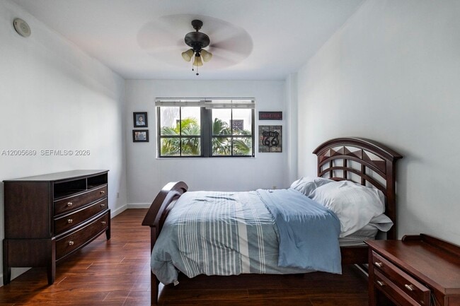 Building Photo - 8390 SW 72nd Ave