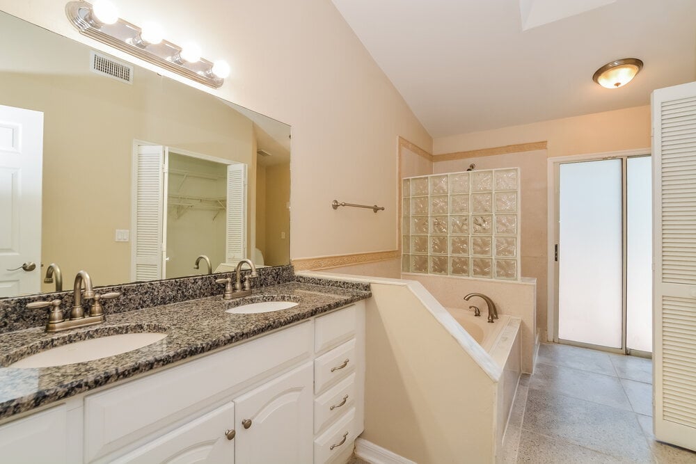 Building Photo - 5010 Lighterwood Ct