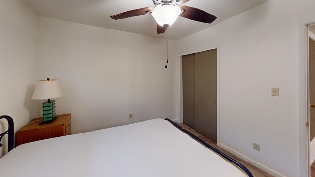 Building Photo - Newly remodeled, fully furnished, 2 bedroo...