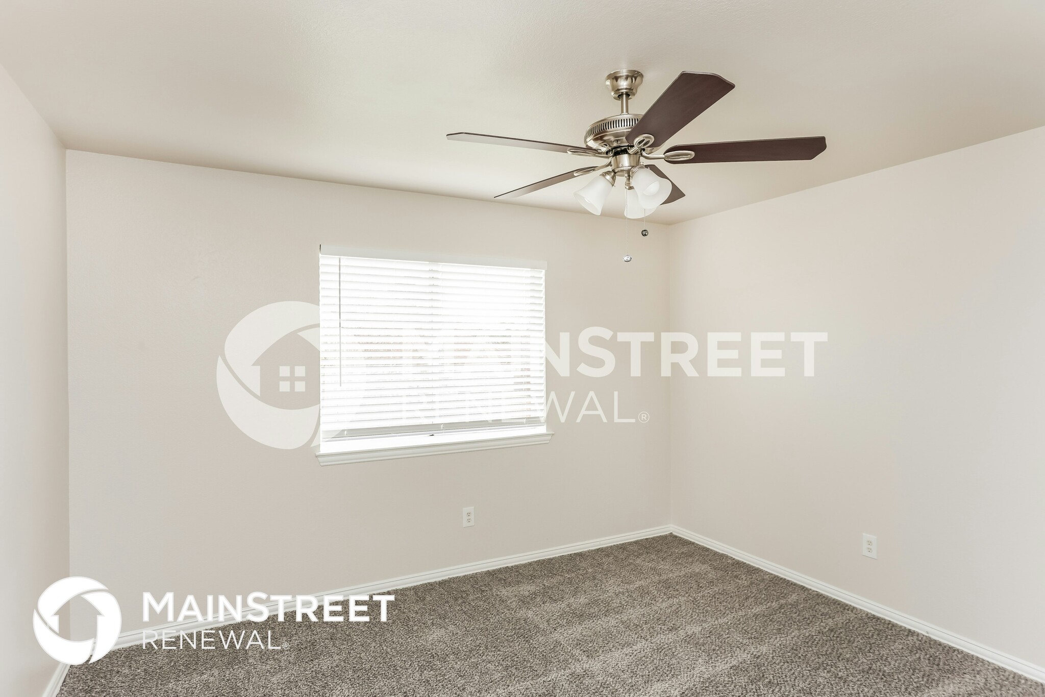 Building Photo - 532 Pinnacle Dr