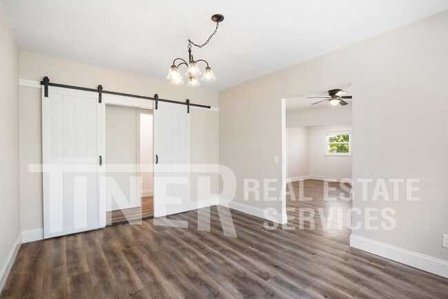 Building Photo - 4456 G St