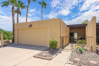 Building Photo - Pending/ Rented - 2-Car Garage & Fenced Yard! 2-Bed, 2-Bath Home in East Tucson
