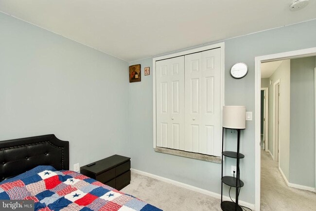 Building Photo - 9885 Burke Pond Ct