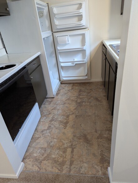 Building Photo - 8045 Pippin Rd