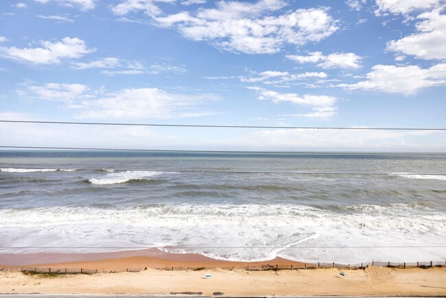 Building Photo - 2700 Ocean Shore Blvd