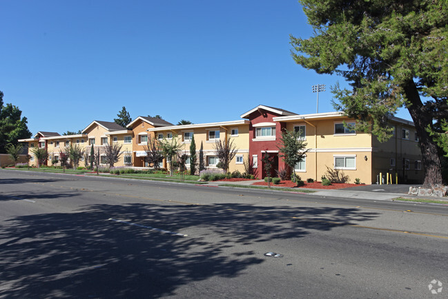 Building Photo - Sienna Terrace Apartments