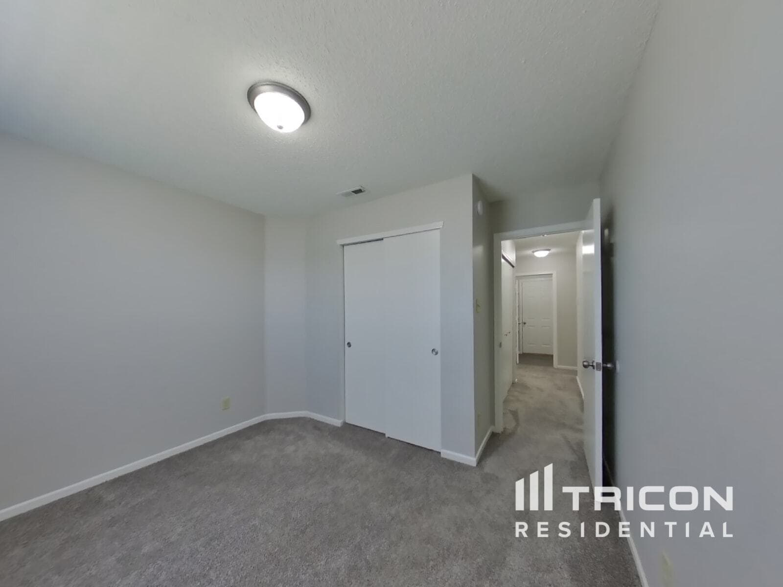 Building Photo - 2604 Woodfield Blvd