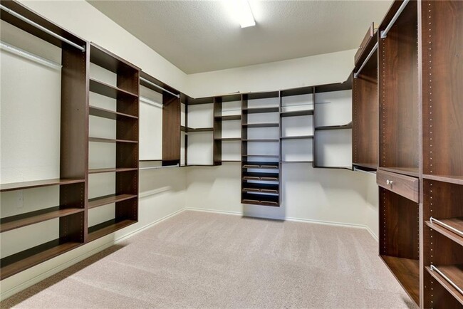 Building Photo - 15508 Cinca Terra Dr